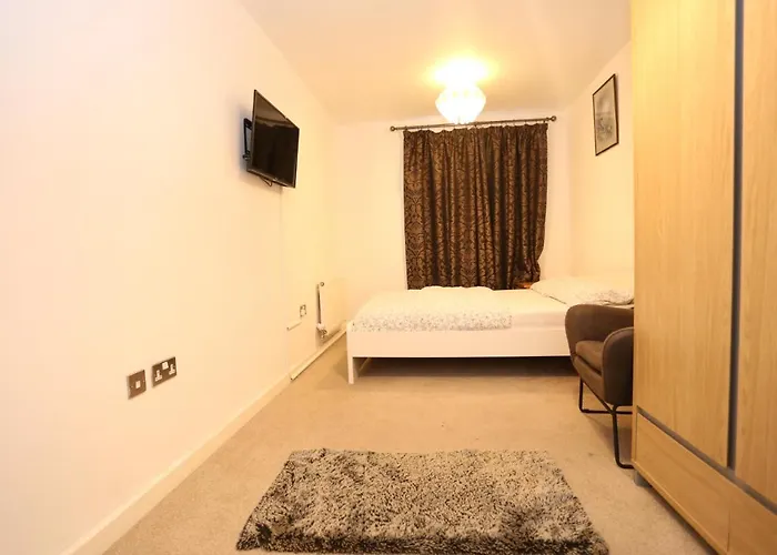 Bridge House Apartment