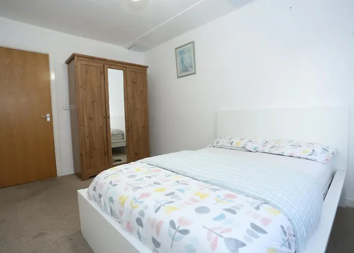 Bridge House Apartment